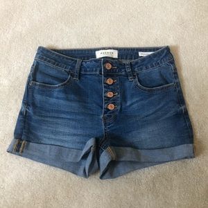 PacSun Super Stretch Shortie Denim Shorts Buttons